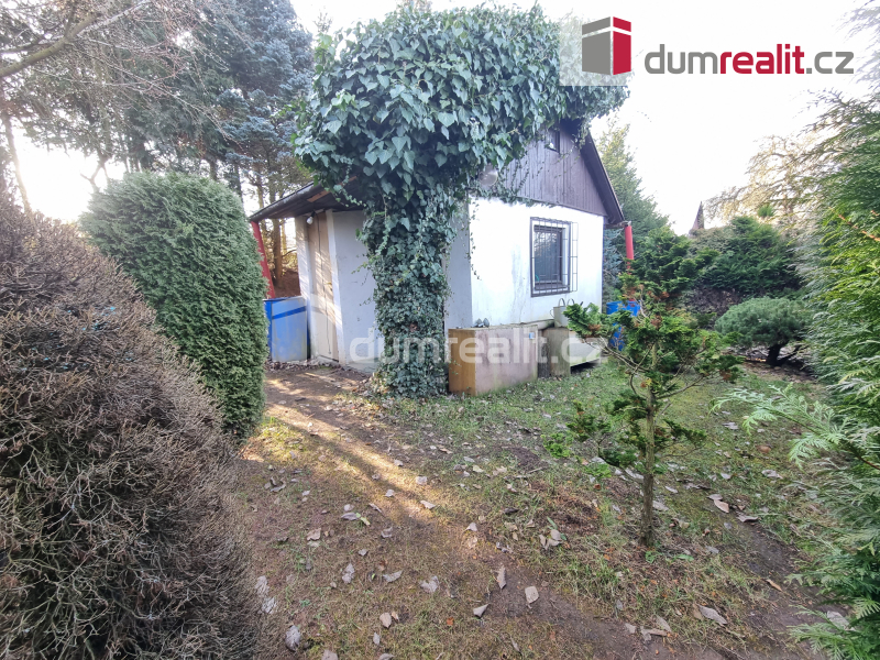 Prodej zahrady se zahradní chatkou o rozloze 420 m2, Kralupy