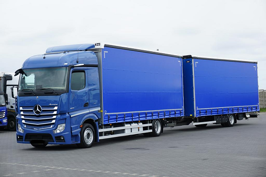 Mercedes-Benz Actros 1833 - tandemová velkoobjemová souprava