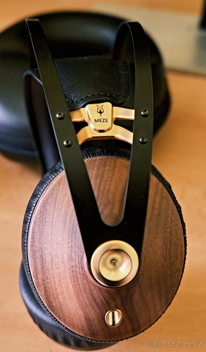 Meze 99 classic