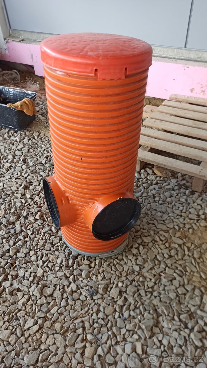 Revizní šachta drenážní