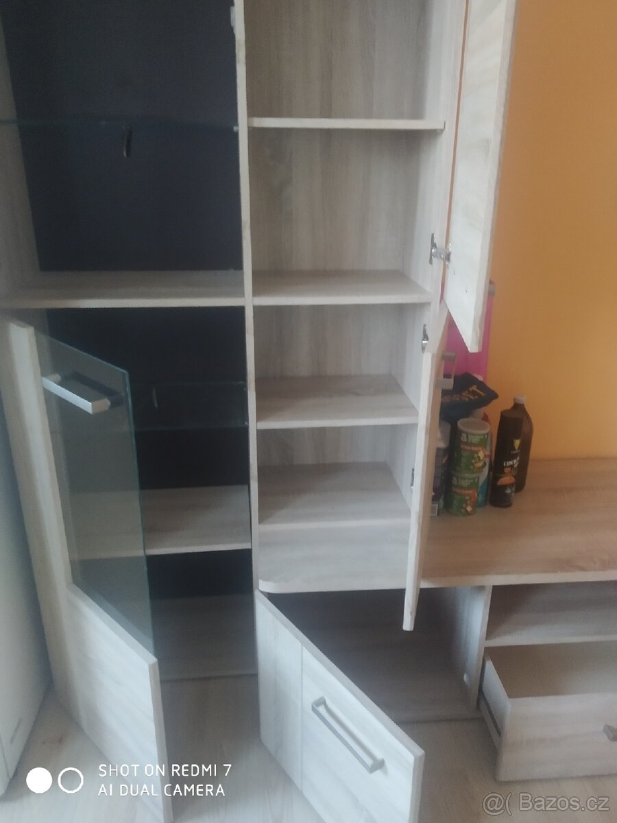 Obývací stěna