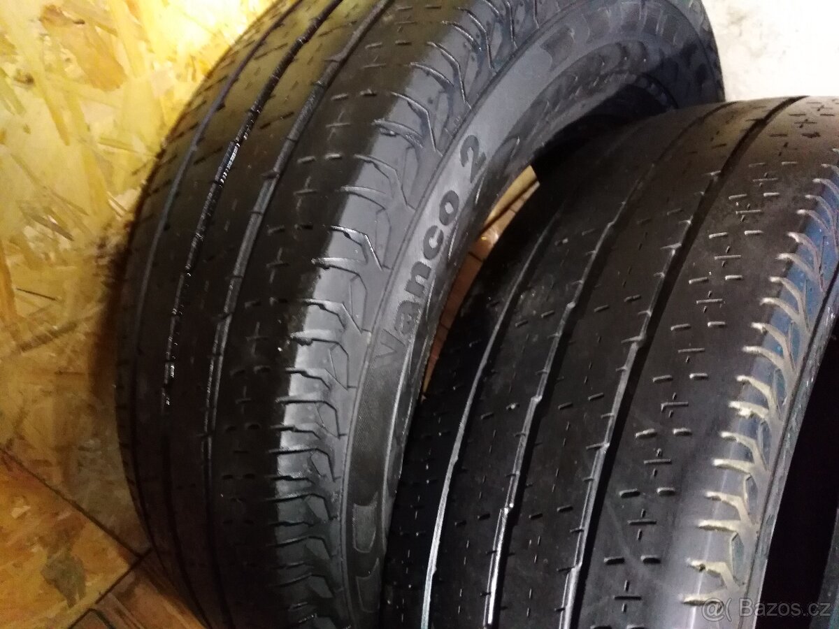 2ks Pneu Continental 215/75 R16 C