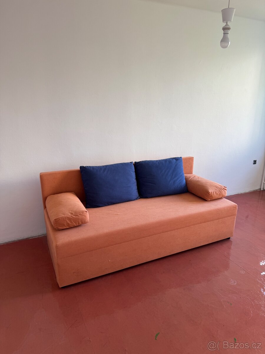 Prodám rozkládací pohovku - Hradec Králové