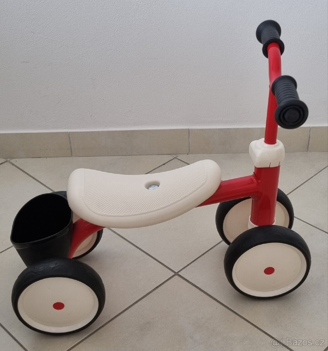 Odrážedlo Smoby Rookie červené