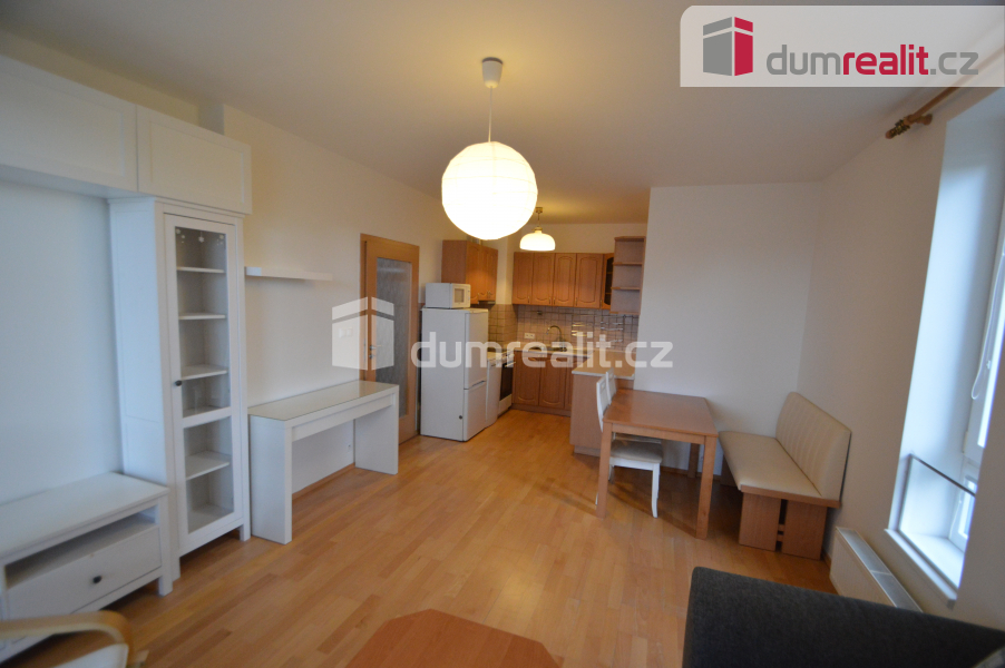 Pronájem bytu 2+kk 52 m2 P5 Stodůlky balkon garážové stání n
