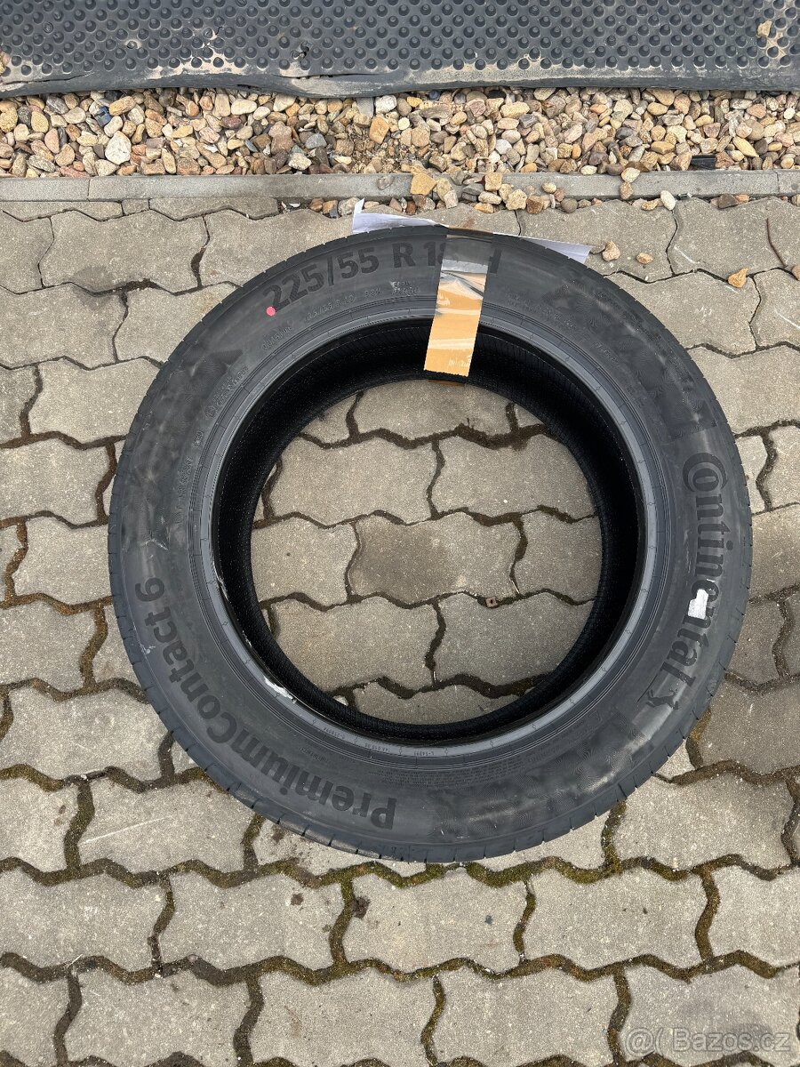 Continental PremiumContact 5 225_55 R18