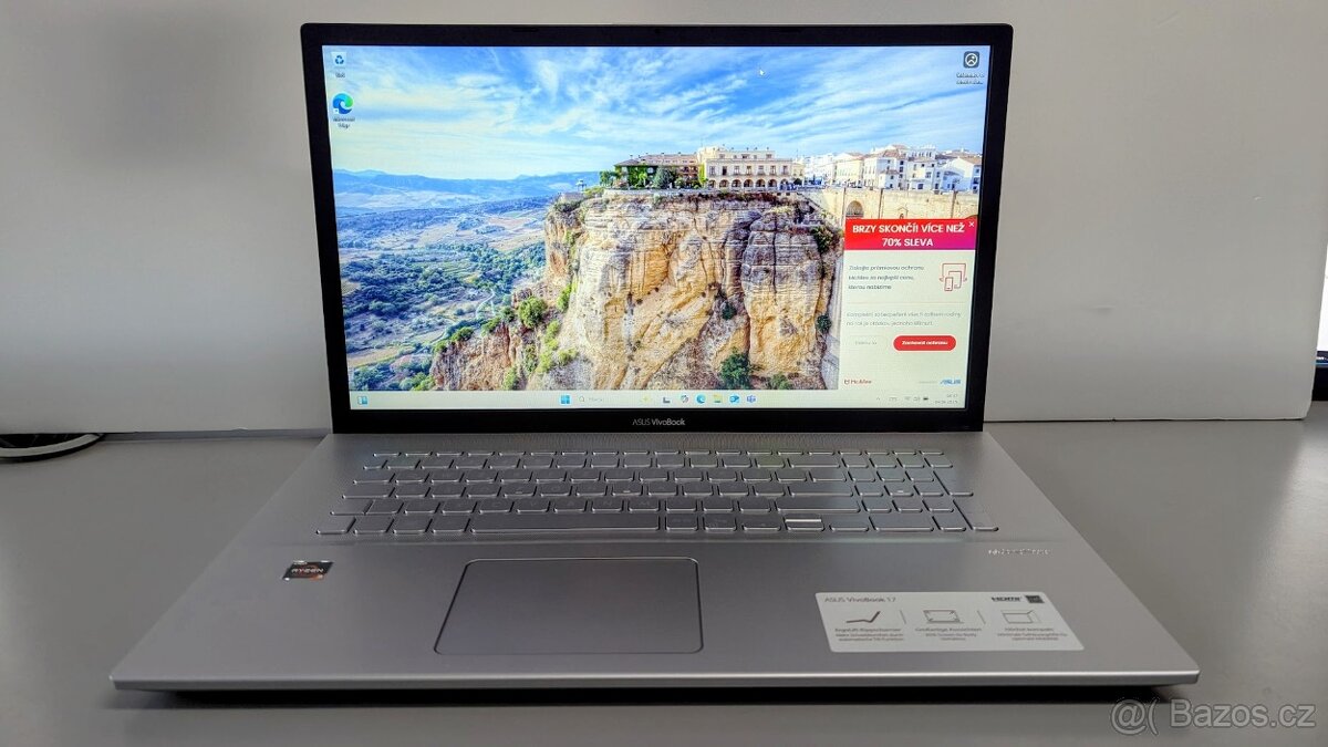 ASUS VivoBook M712D 17.3" FHD AMD Ryzen 3 8GB/512GB SSD W11