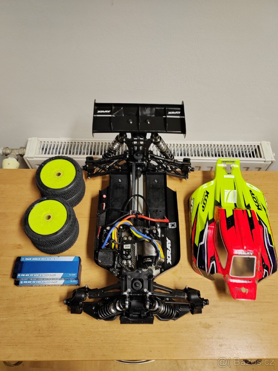 RC Xray XB8 1:8 - 2022