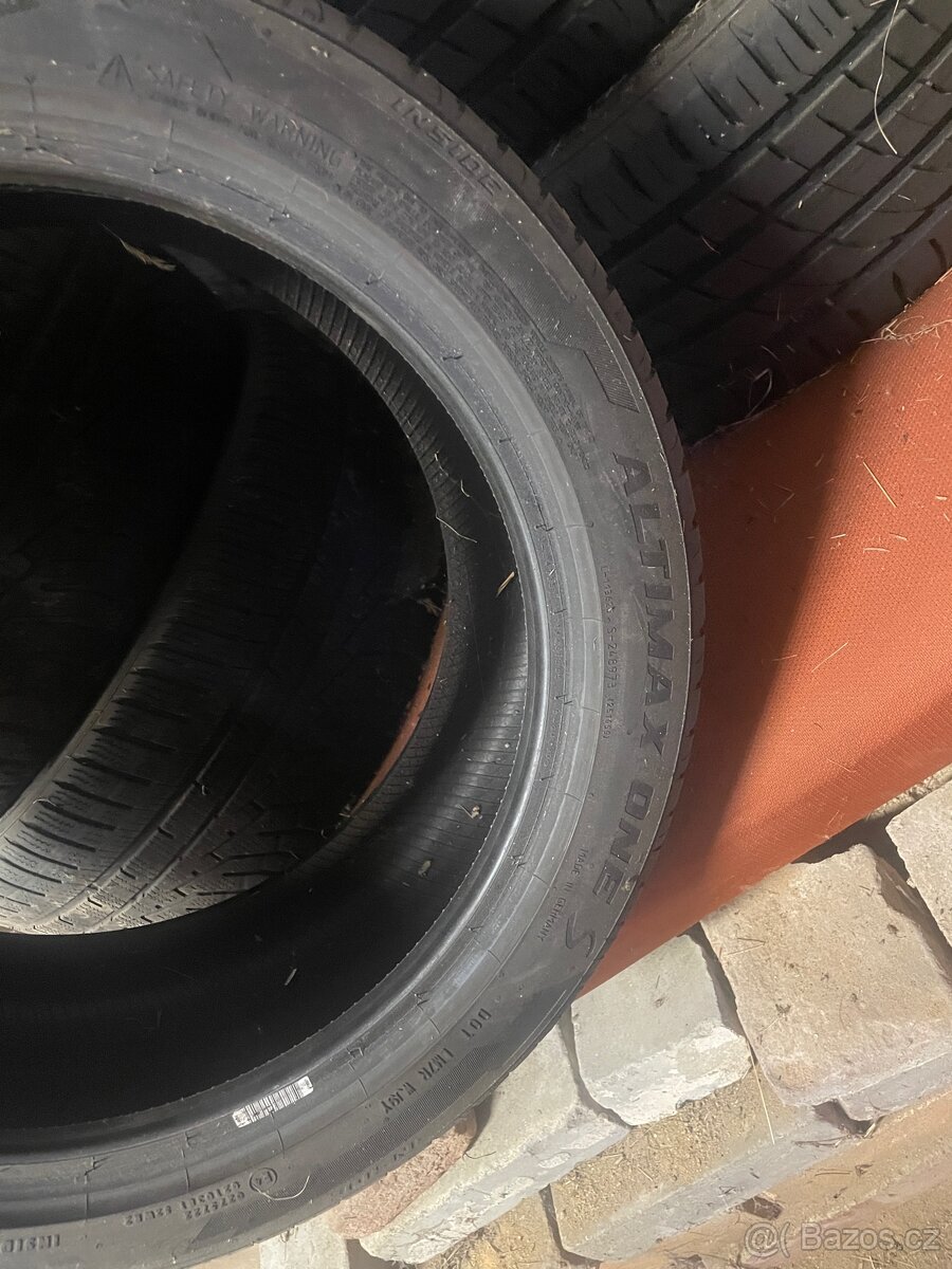 225/45 r17 y xl