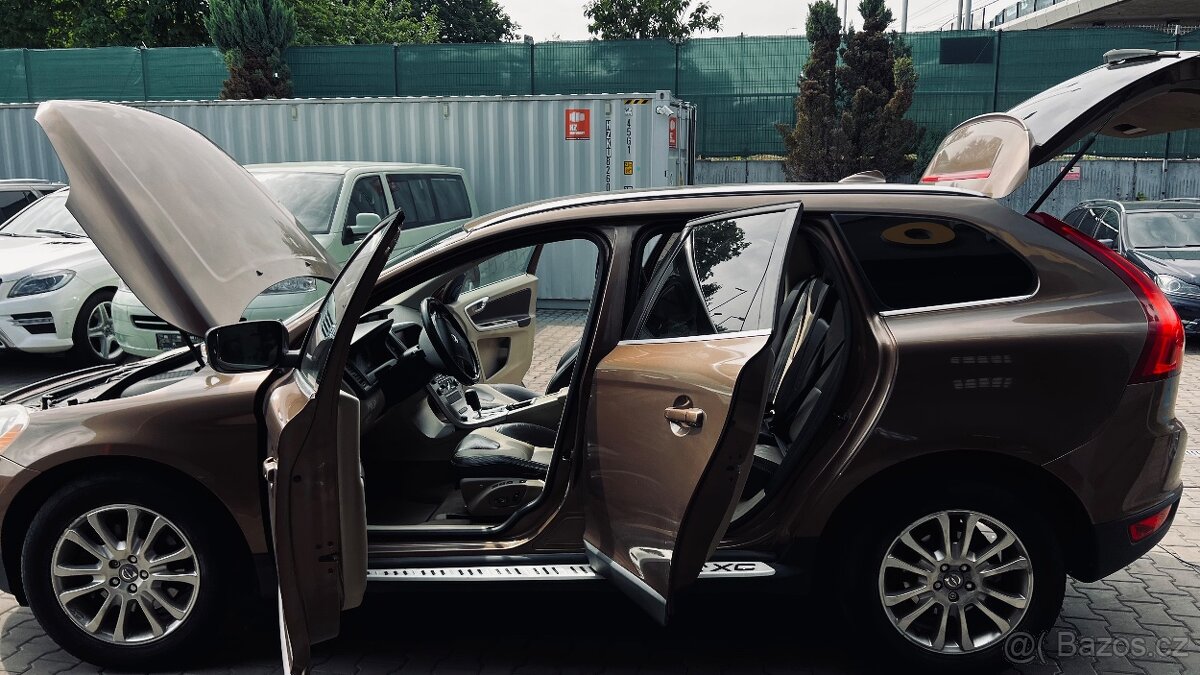 Volvo XC60 D5 AWD 2,4d 136KW CZ 2010 tažné