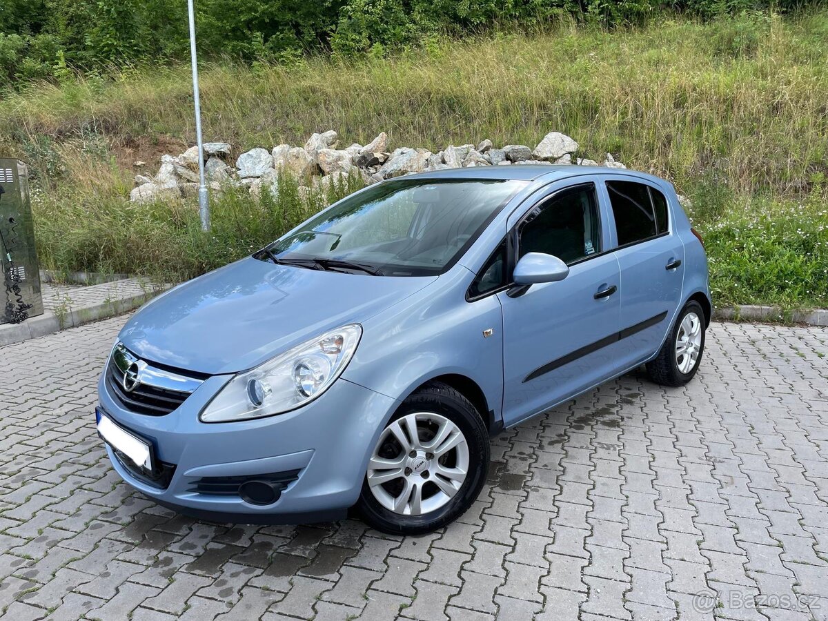 Opel Corsa D 1.2 benzin