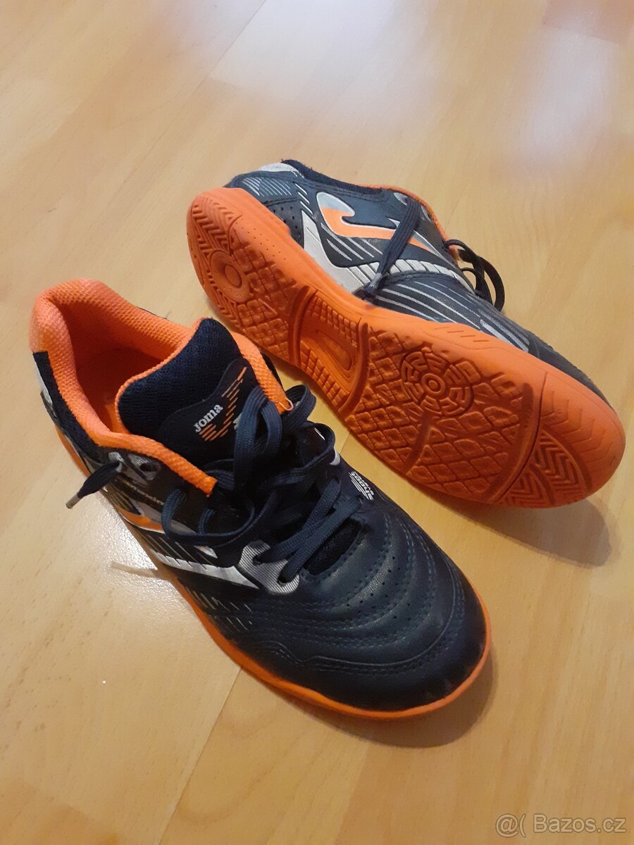 Sálovky Joma vel.35