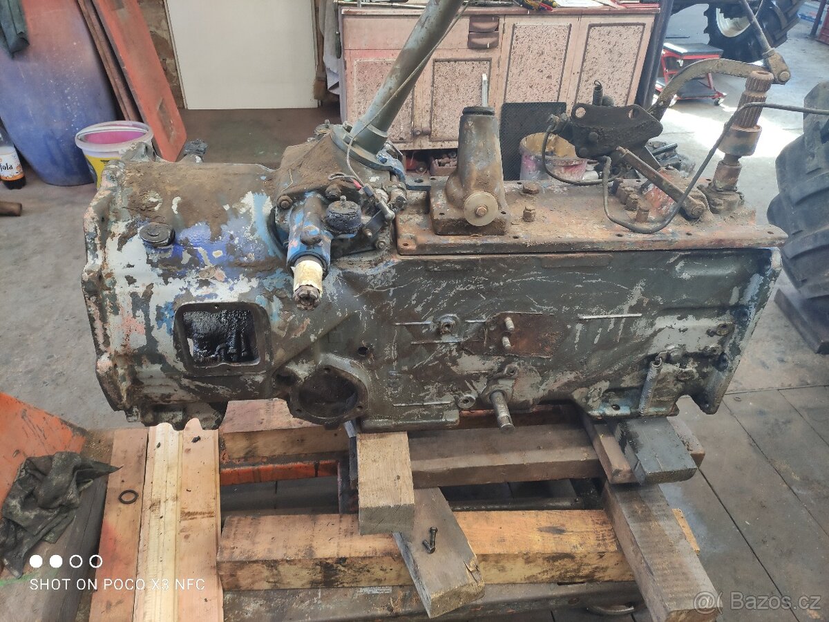 zetor 6911