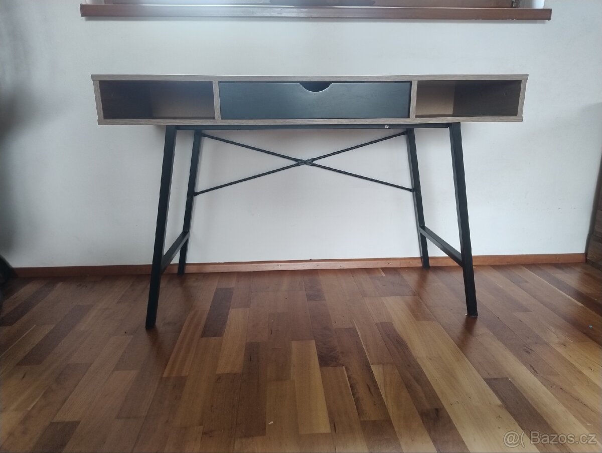 Psací stůl Jysk