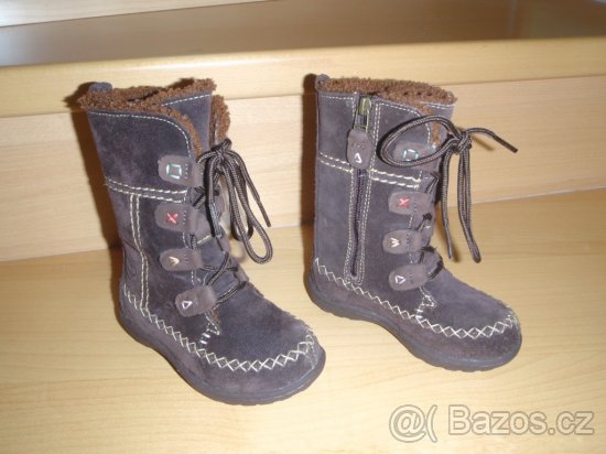Dívčí KOZAČKY zn.TIMBERLAND vel. 22,5 WATERPROOF
