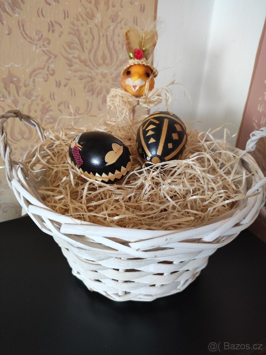 Proutěný dárkový košík