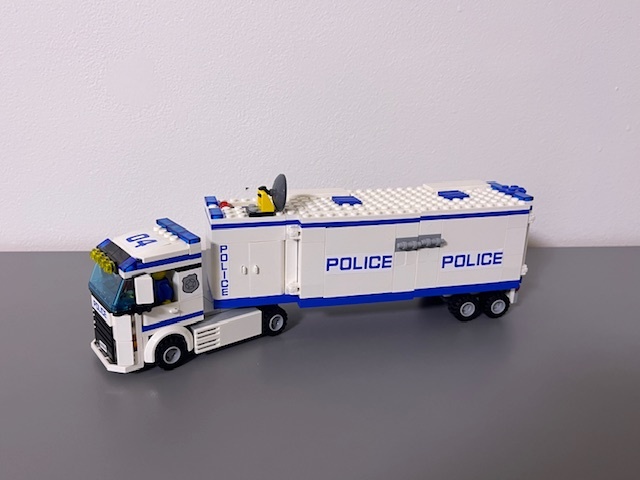 Lego - policejní auto