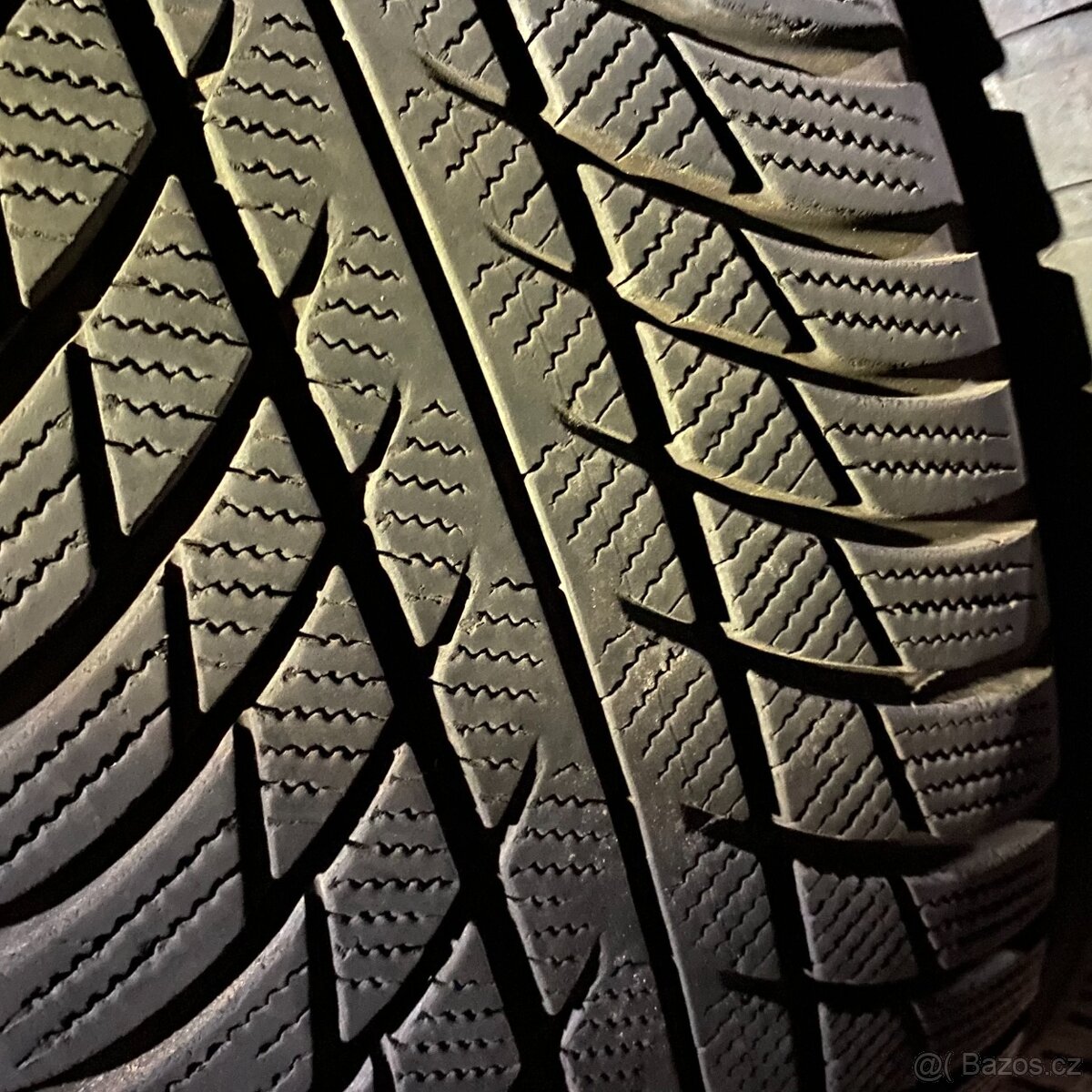 Zimní pneu 205/55 R17 91H Bridgestone 6mm