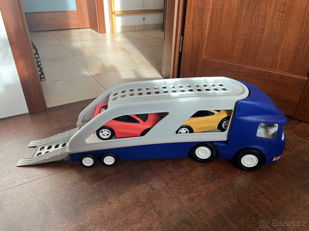 Přepravní auto Little Tikes