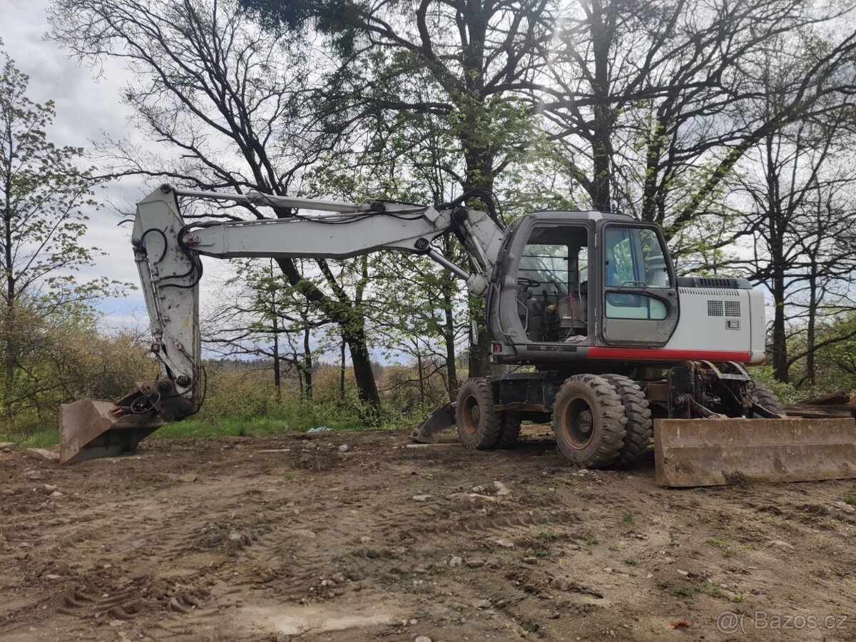 Kolový otočný bagr HITACHI ZX 160W