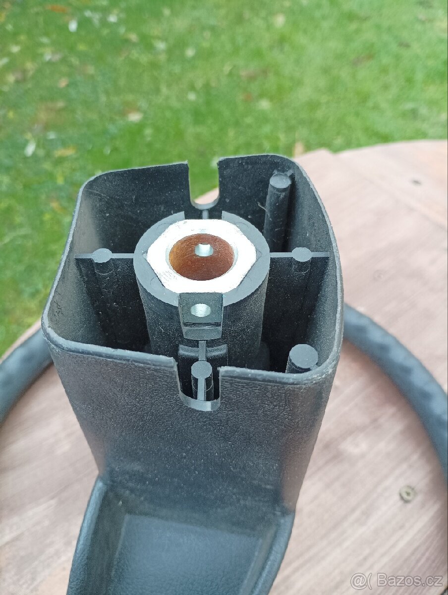 Volant na malotraktor