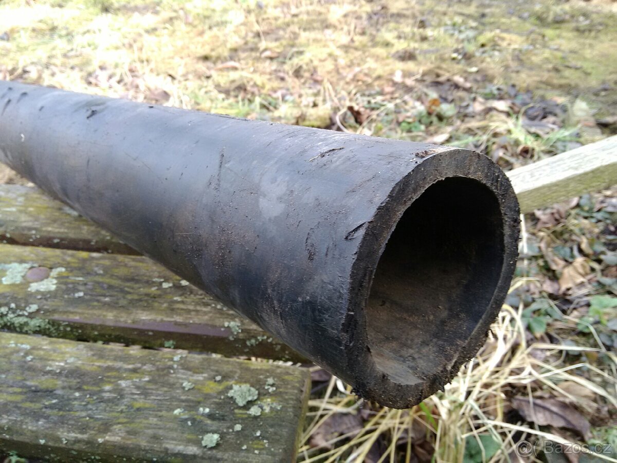 Polyetylenová trubka