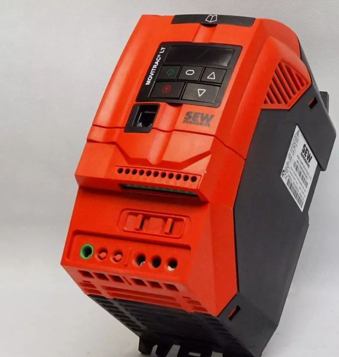 Frekvenční měnič SEW Eurodrive MOVITRAC LTE 4kW