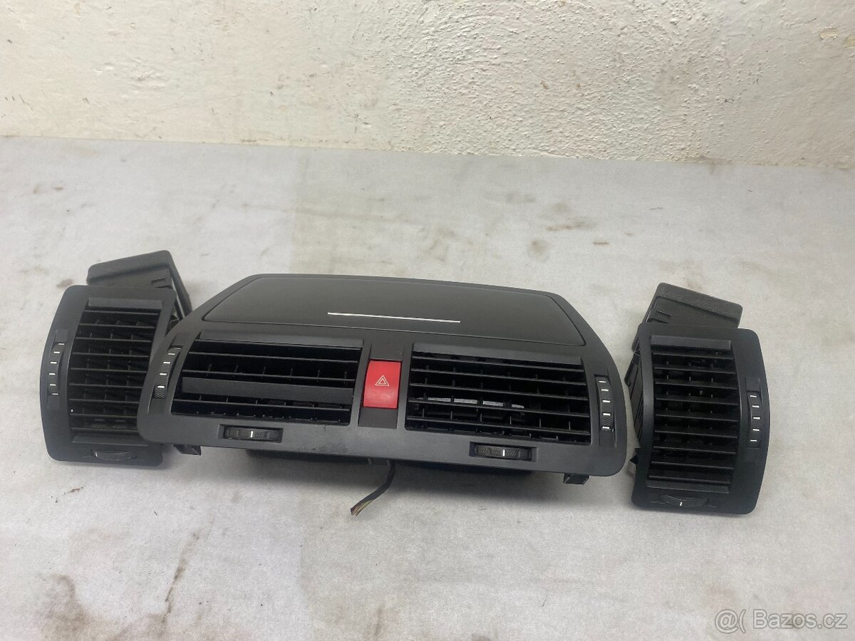 ŠKODA OCTAVIA 2 2004-2013 - VÝDECHY TOPENÍ