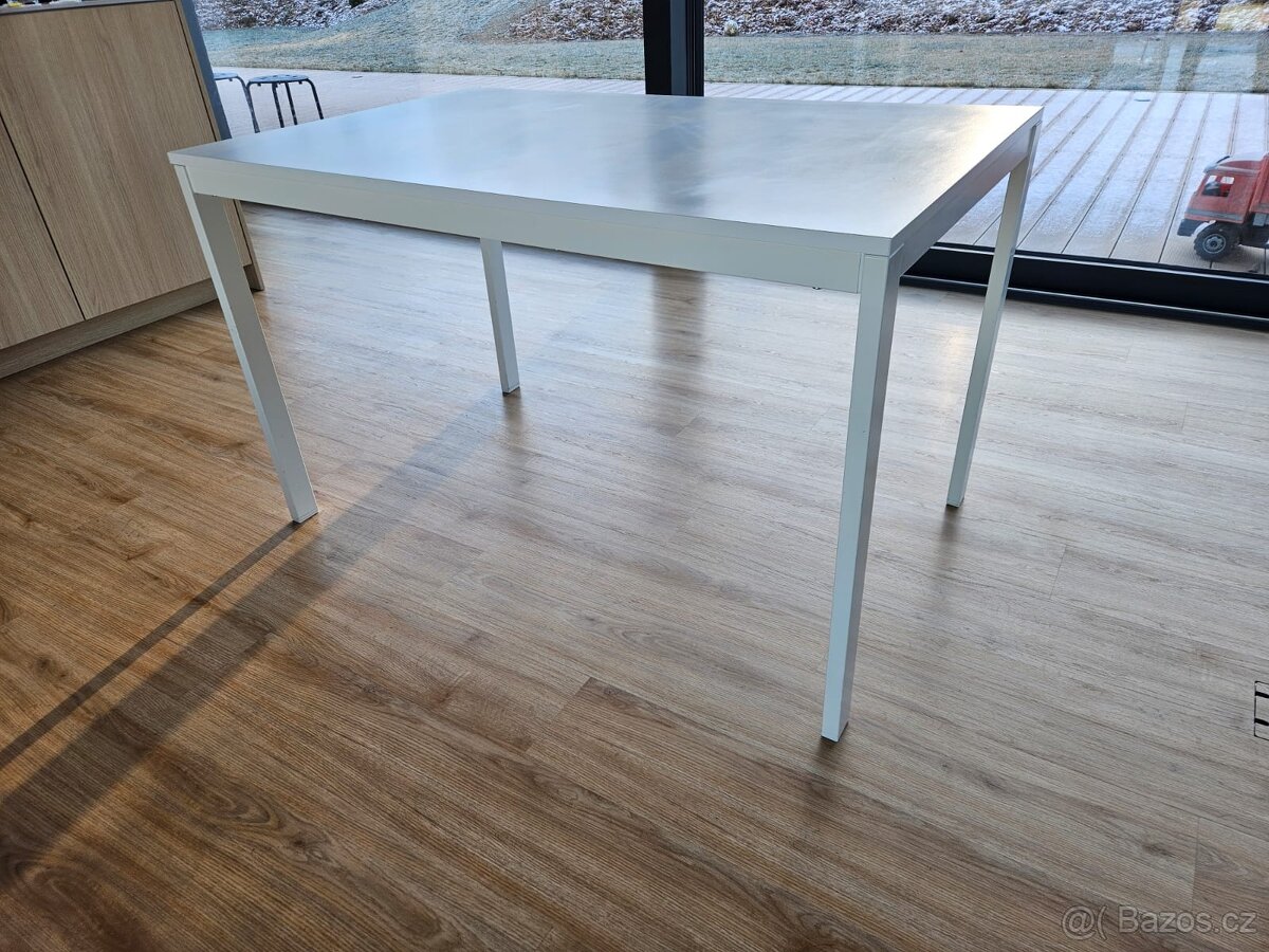 Rozkládací stůl Ikea Vangsta