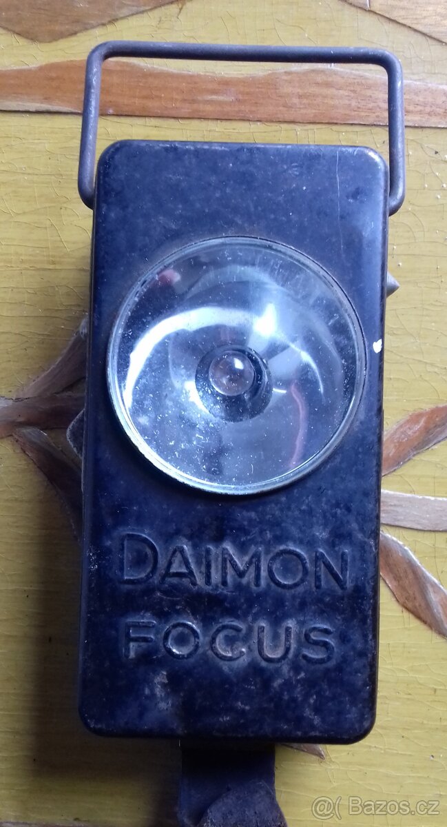 Vojenská baterka Daimon Focus