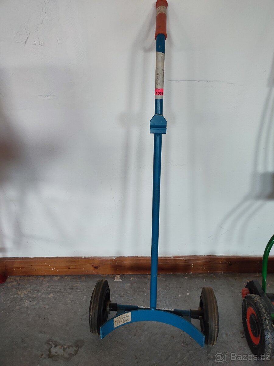 Rudl na kulaté popelnice