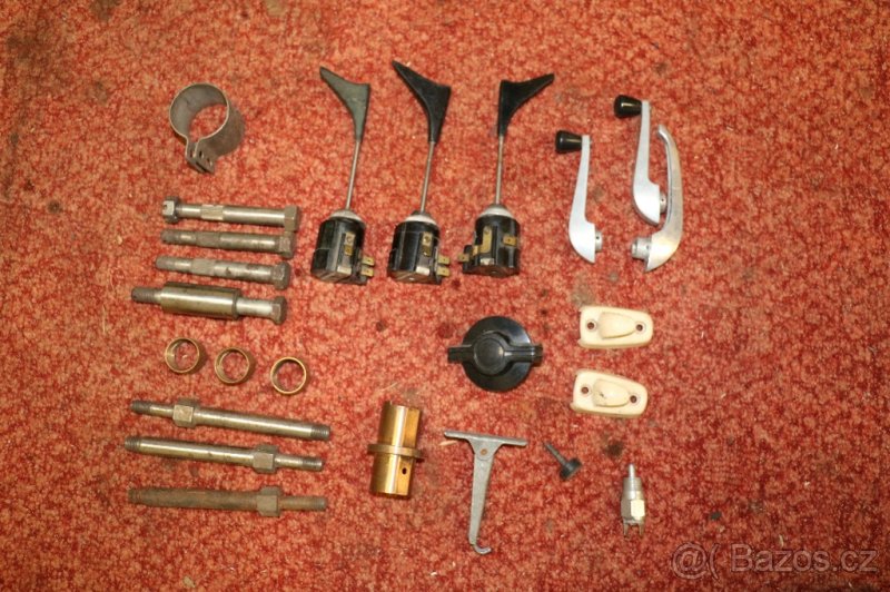 Škoda Octávia,1000MB ,100