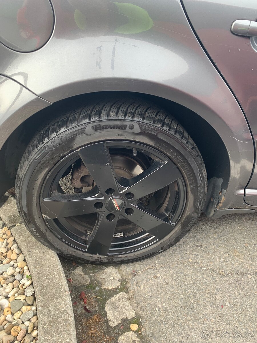 Superb 2,8 benzin a LPG