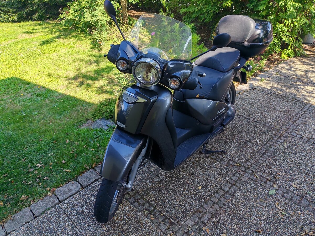 Aprillia Scarabeo 125