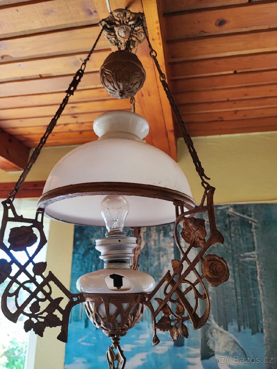 Starožitná lampa