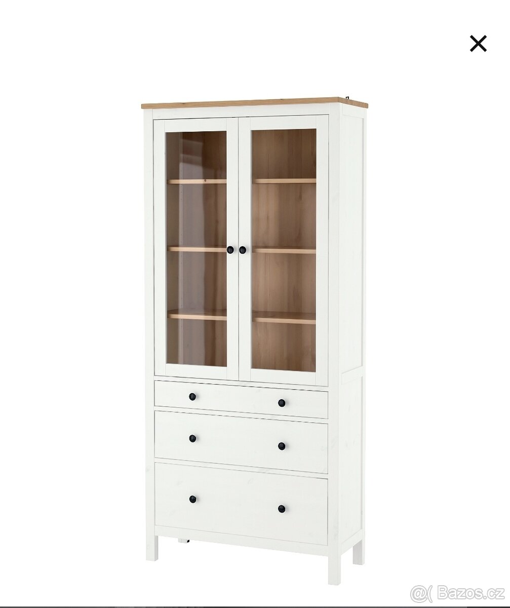 Vitrína IKEA Hemnes