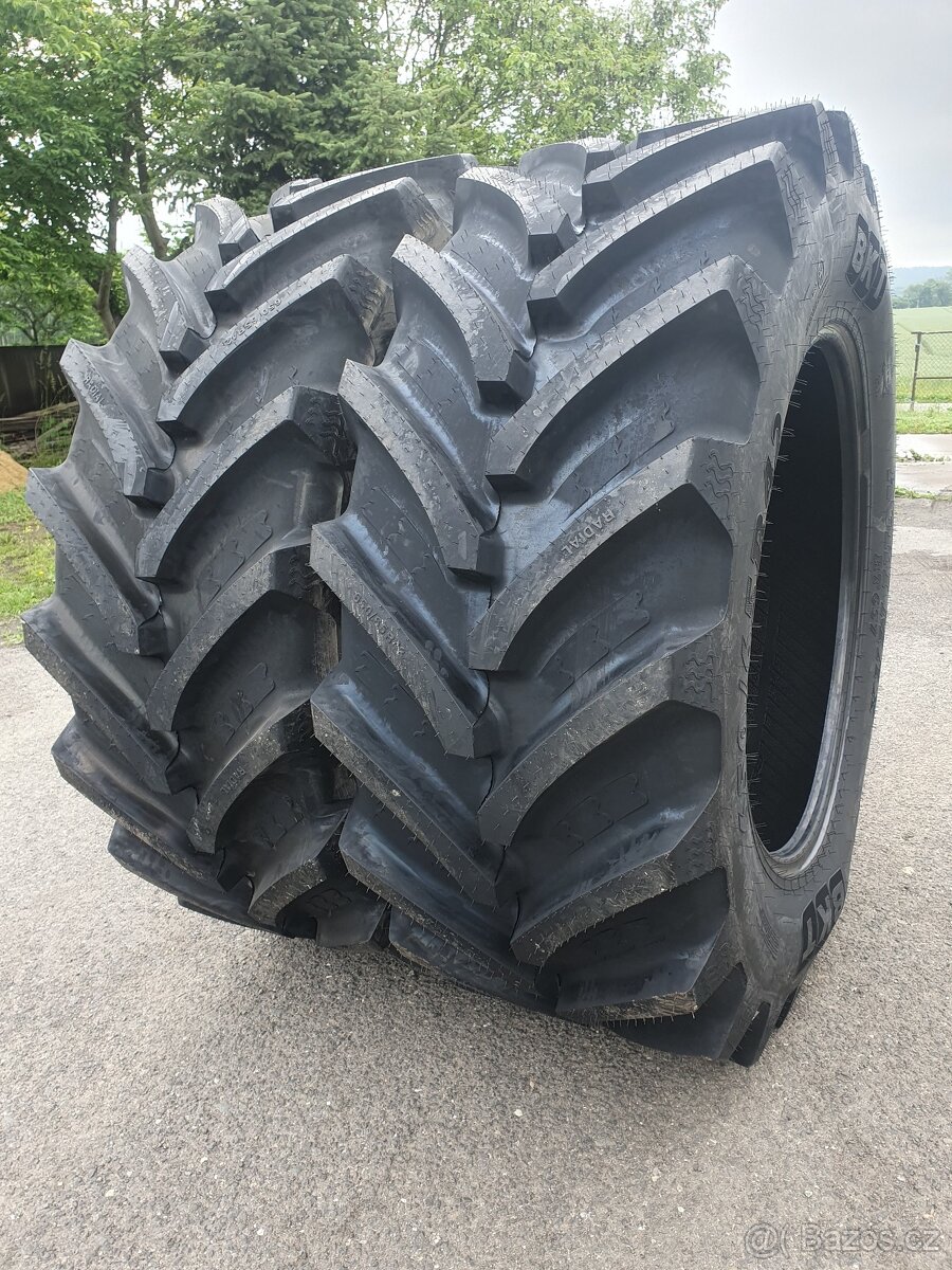 Pneu BKT 650 / 65 R42