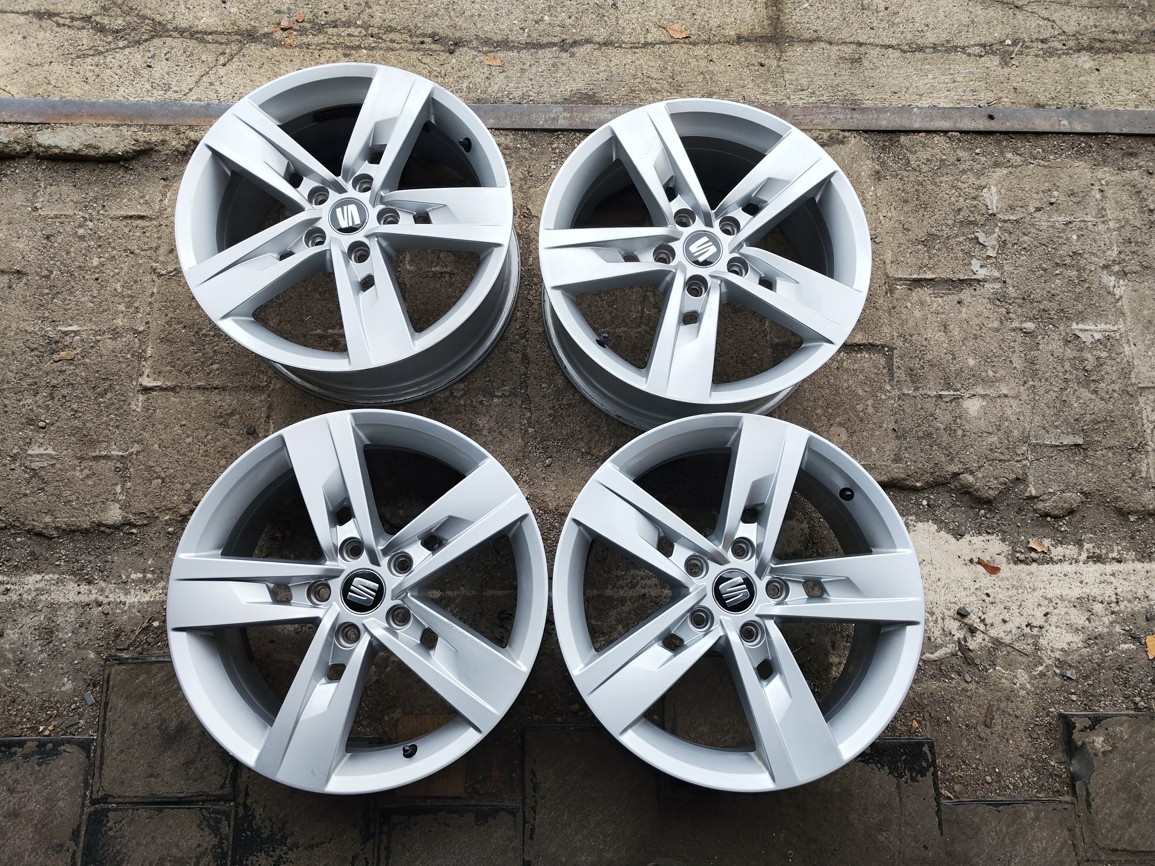 17"alu sada disků 5x112 origo Seat Leon 3 Octavia 3 Golf 7