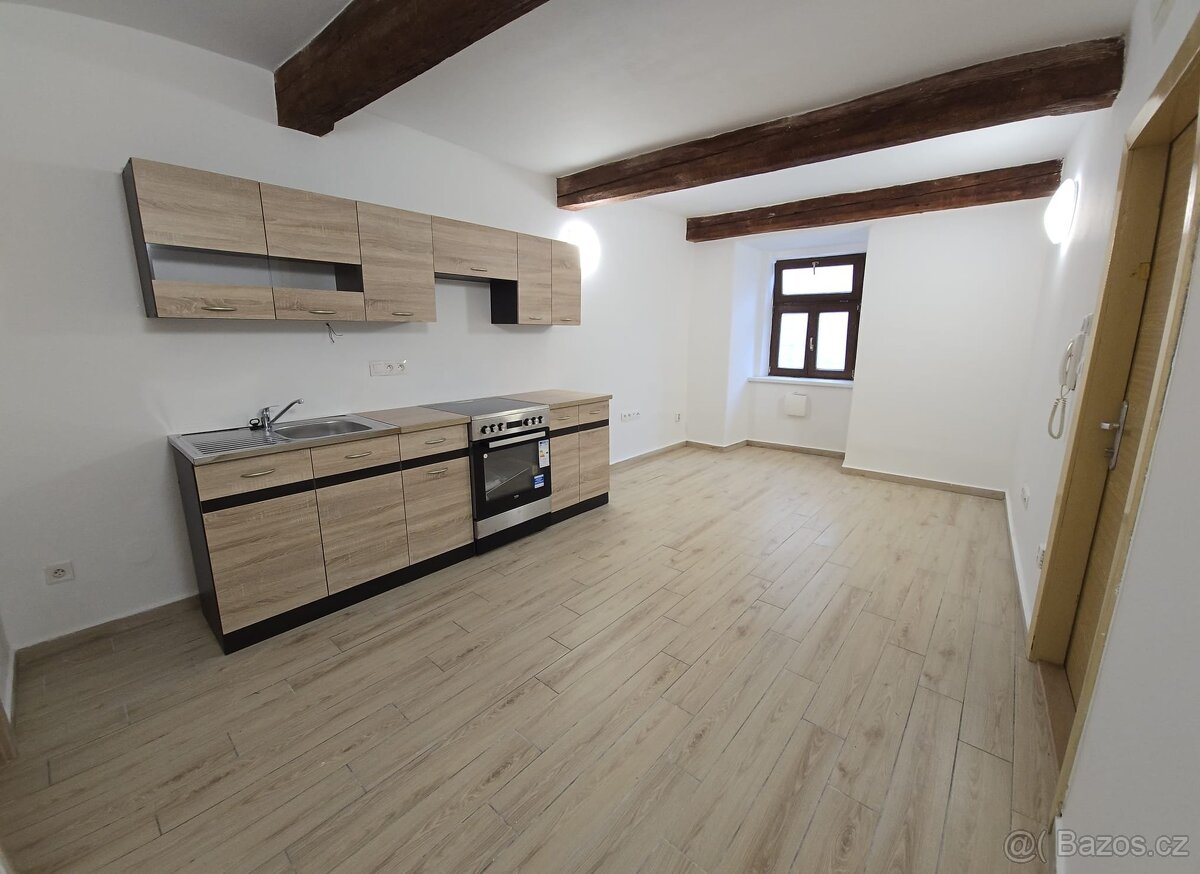 Pronájem byty 1+kk, 22 m2 - Jihlava, ev.č. 00787