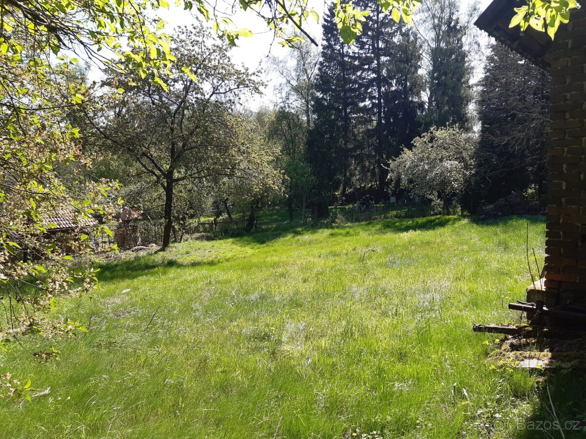 Prodej stavebního pozemku 1.032m2 v Ktová pod Troskami