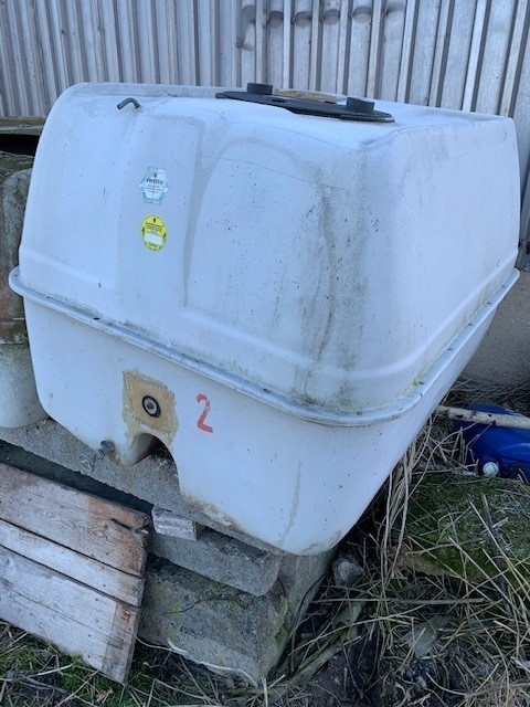 nádrže, lejty, nádrže k postřikovačům, cisterny