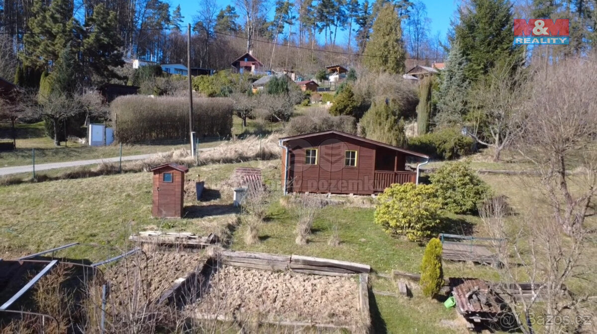 Prodej zahrady s chatkou, 381 m², Písek