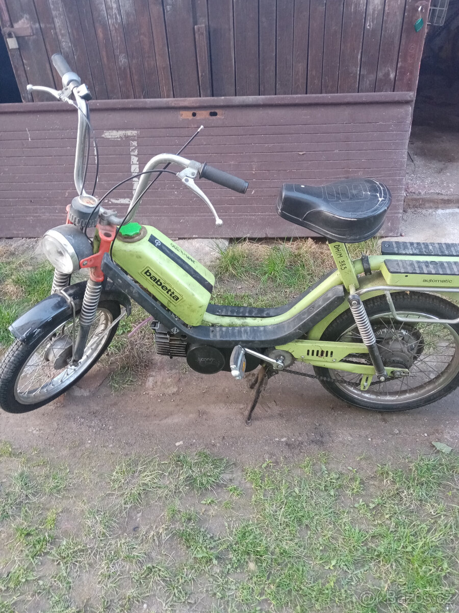 prodam babetu 210 Babetta s kartičkou, motor jde protočit a