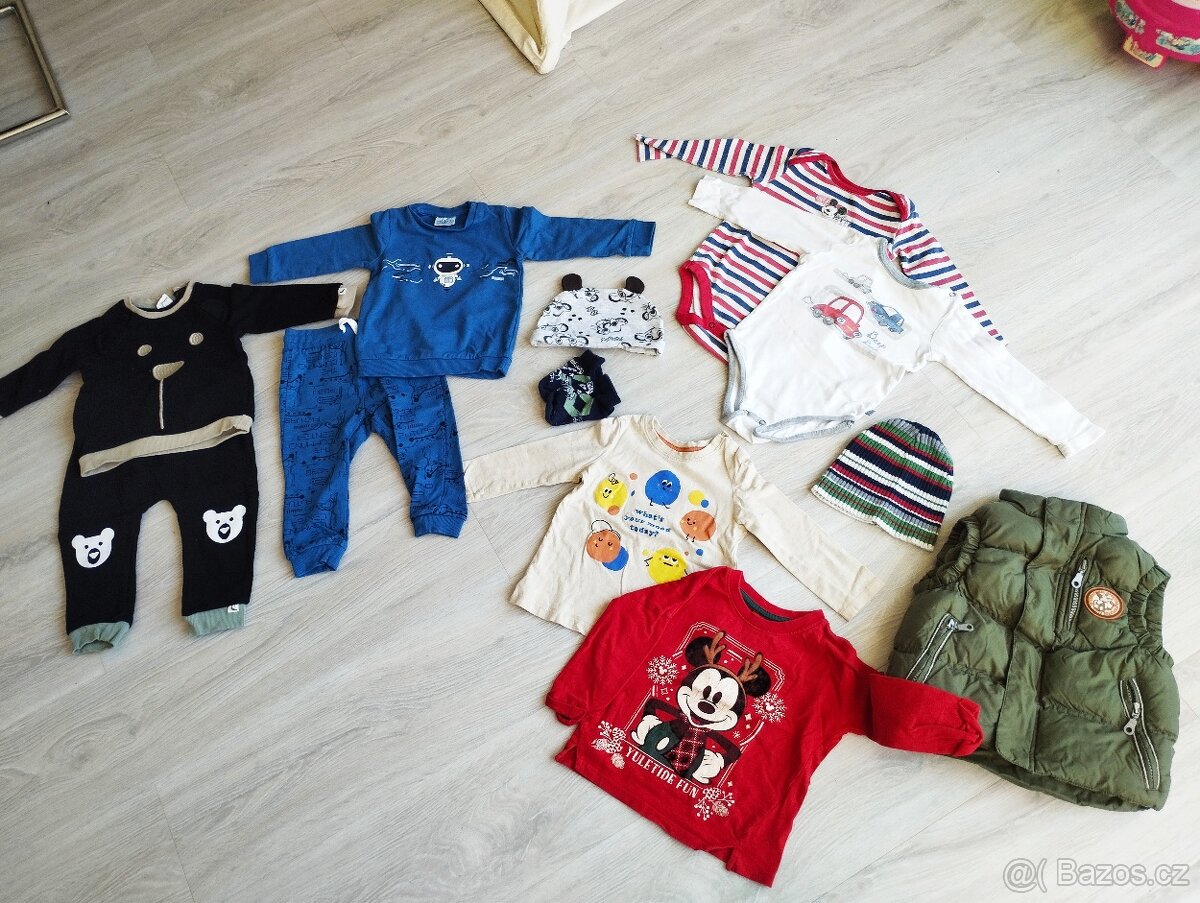 Prodam jarni set obleceni pro chlapecka vel. 86 - (12 ks)