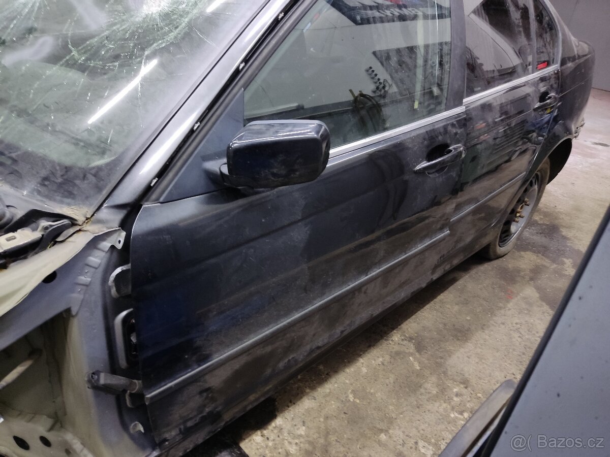 BMW e46 levé dveře sedan