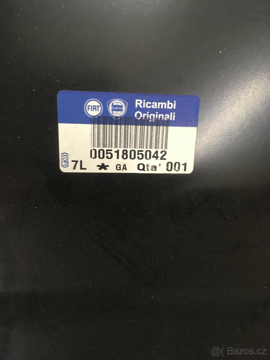 Prodám LP a PP blatník Fiat Linea