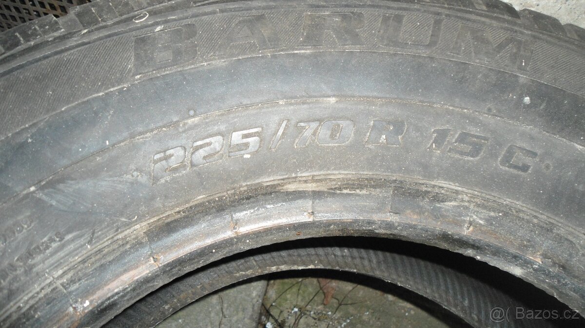 225/70R15C