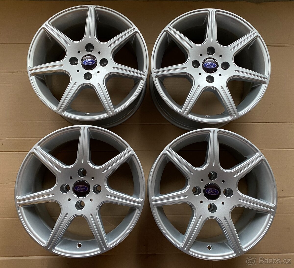 nová alu kola 16", rozteč šroubů 4x108 Ford