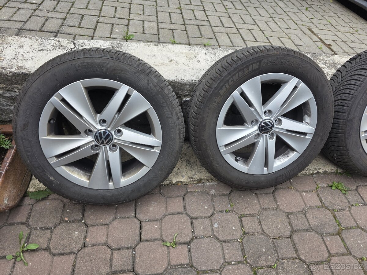 Kola Wolksvagen Golf 8