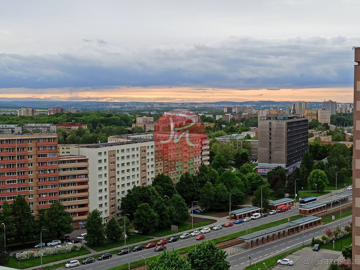 Pronájem prostorného bytu 3+1 na ul. Dr. Martínka, Ostrava-H